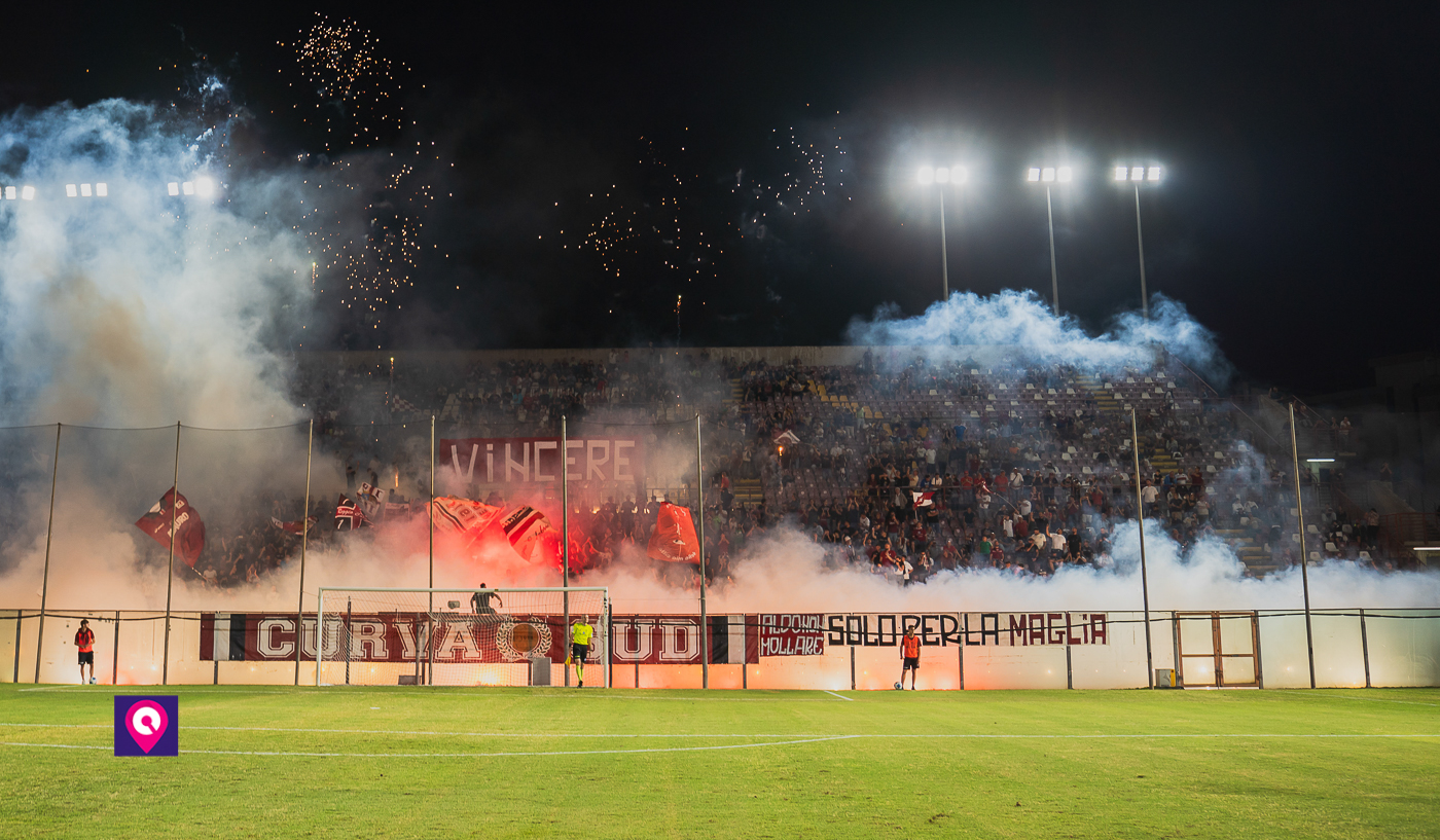 Curva Sud Tifosi Ultras Reggina ()