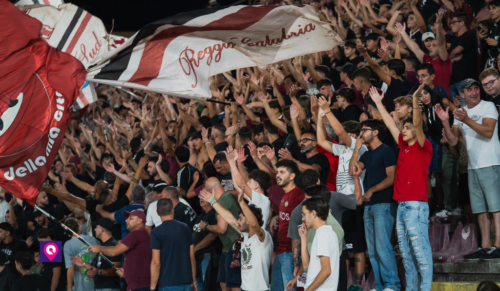 Curva Sud Tifosi Ultras Reggina ()