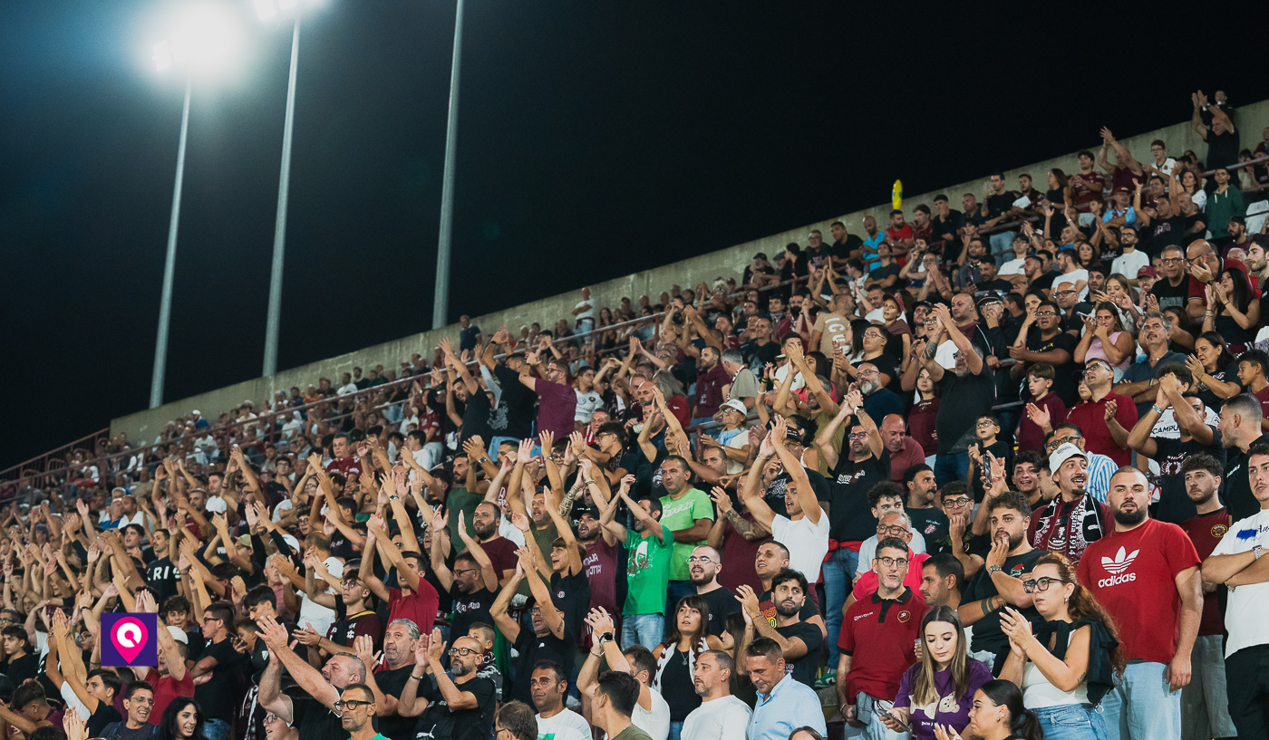 Curva Sud Tifosi Ultras Reggina ()