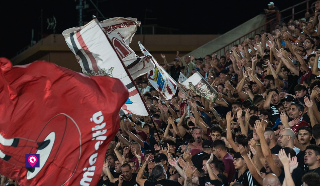 Reggina, gli ultras della Curva Sud: indicazioni per la coreografia di domenica