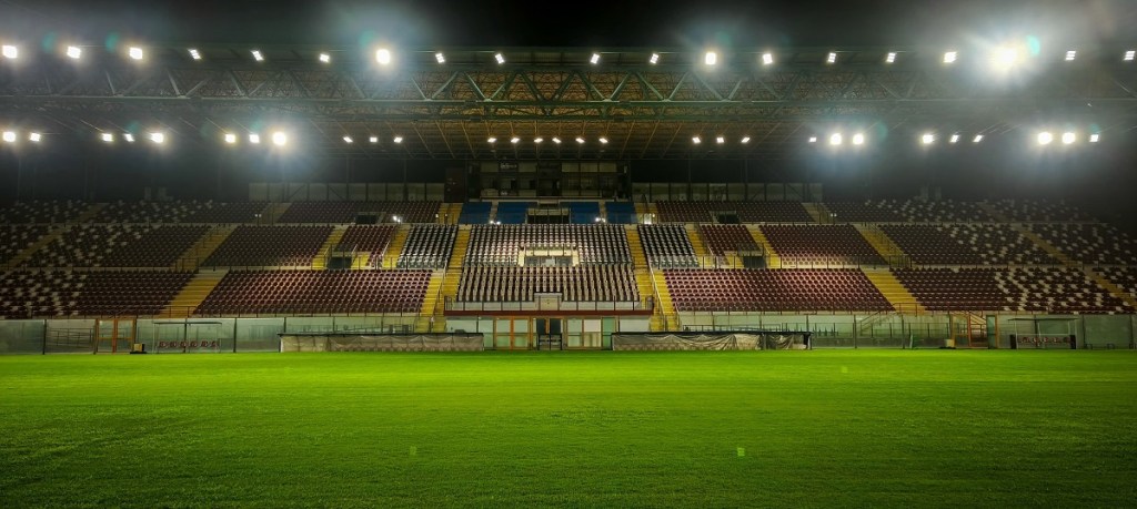Granillo illuminazione tribuna