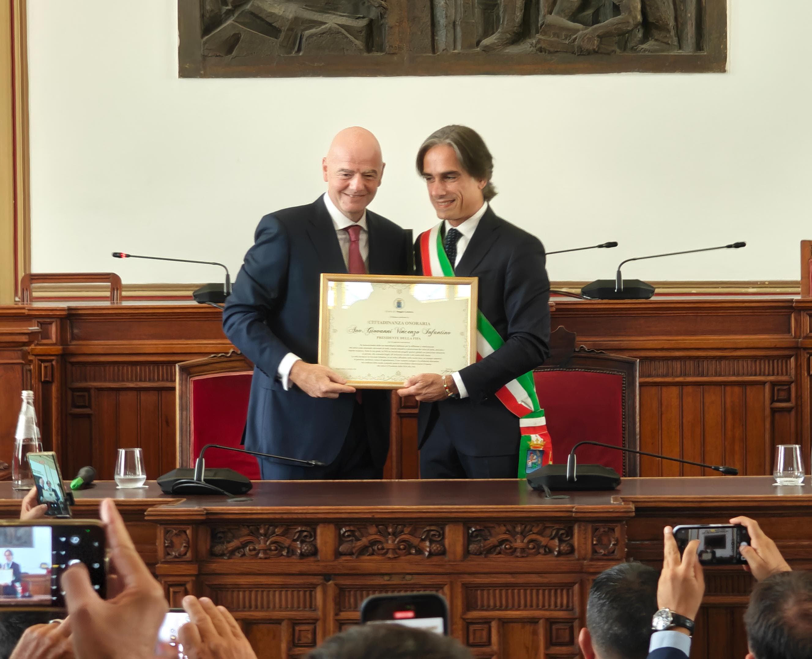 Infantino falcomata