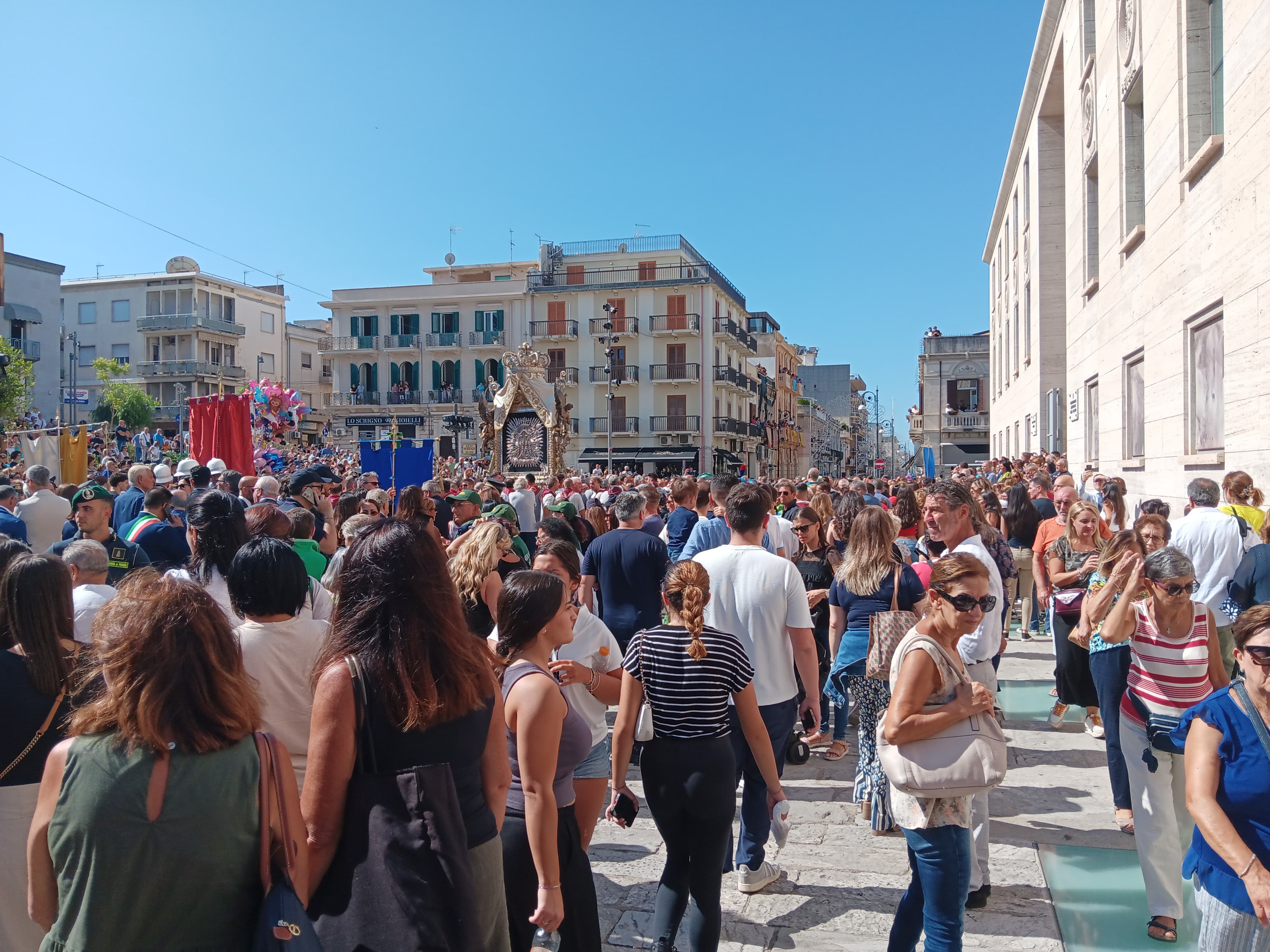 Piazza de nava festa madonna