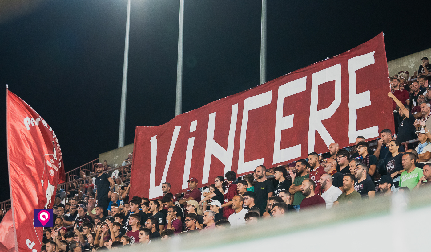 Reggin Tifosi Ultras Curva Sud ()
