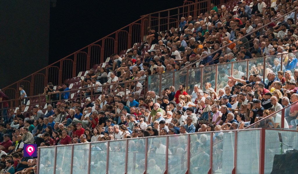 Tribuna Tifosi Reggina ()