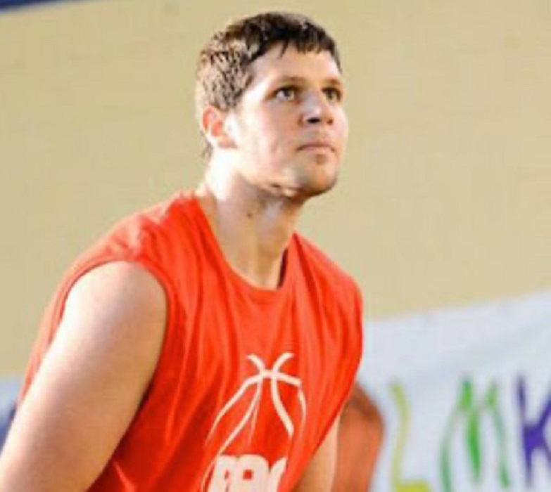 Victor Osmatescu scuola basket Viola