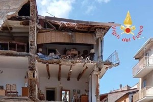 crolla facciata lamezia