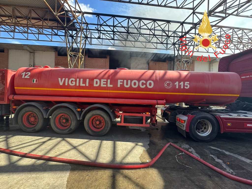 incendio mercato ortofrutticolo