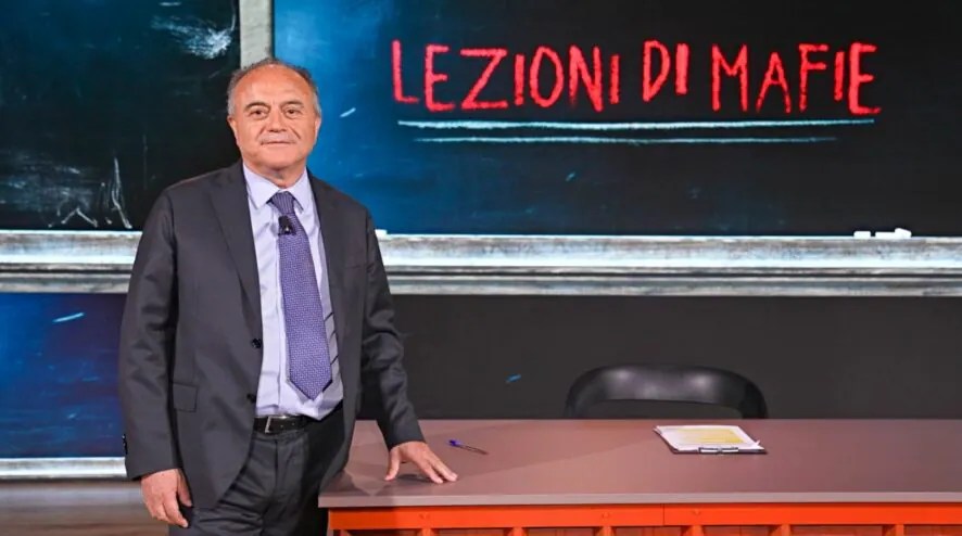 lezioni di mafie gratteri la