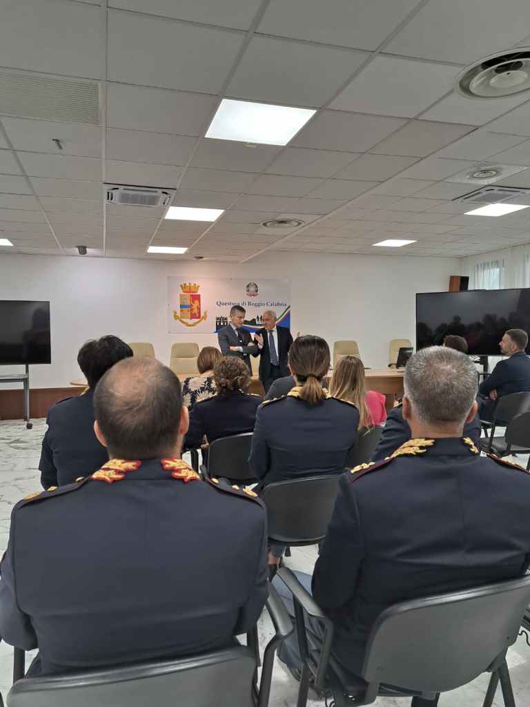 nuovo Vicario della Questura di Reggio Calabria dr Antonio Turi ()