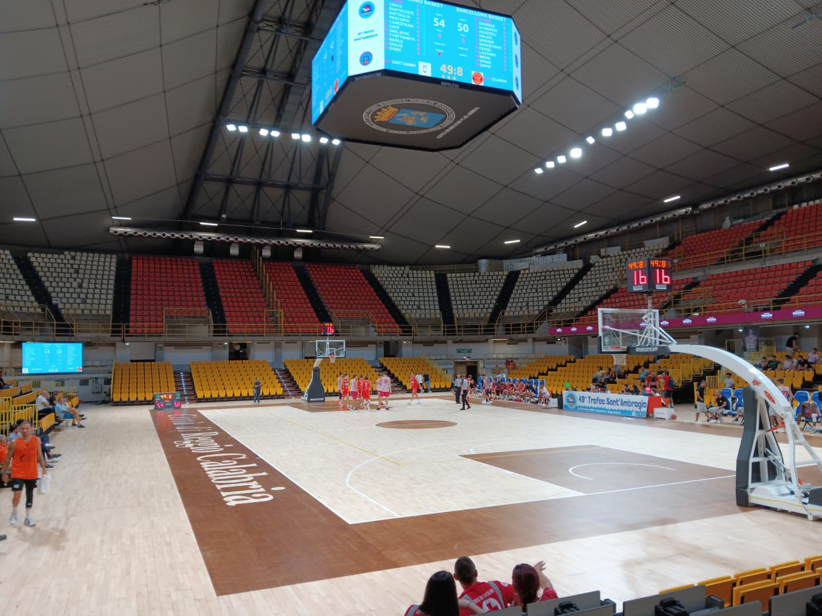 palacalafiore parquet catanzaro barcellona foto
