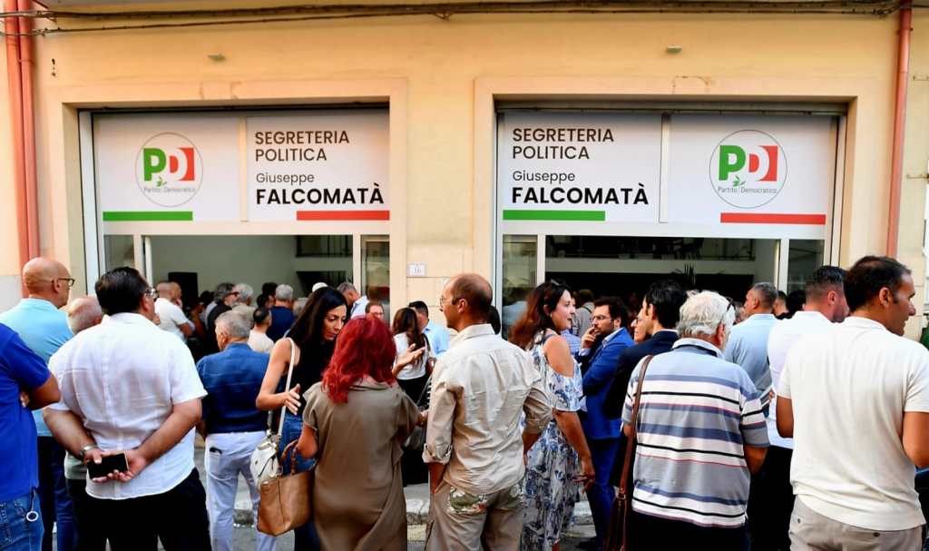 segreteria politica falcomata ()