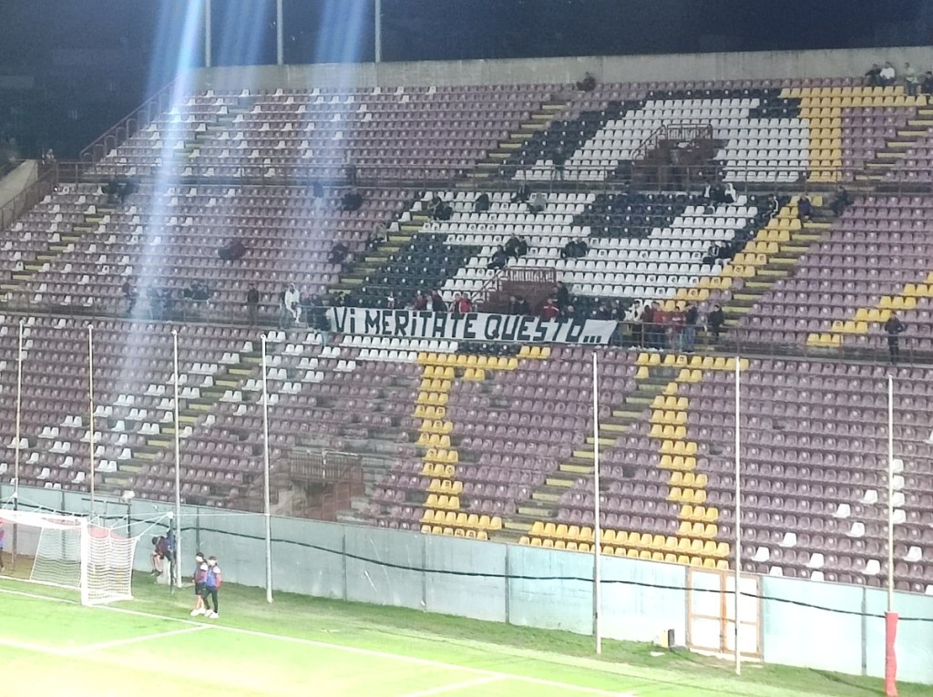 Curva Sud Reggina Nocerina