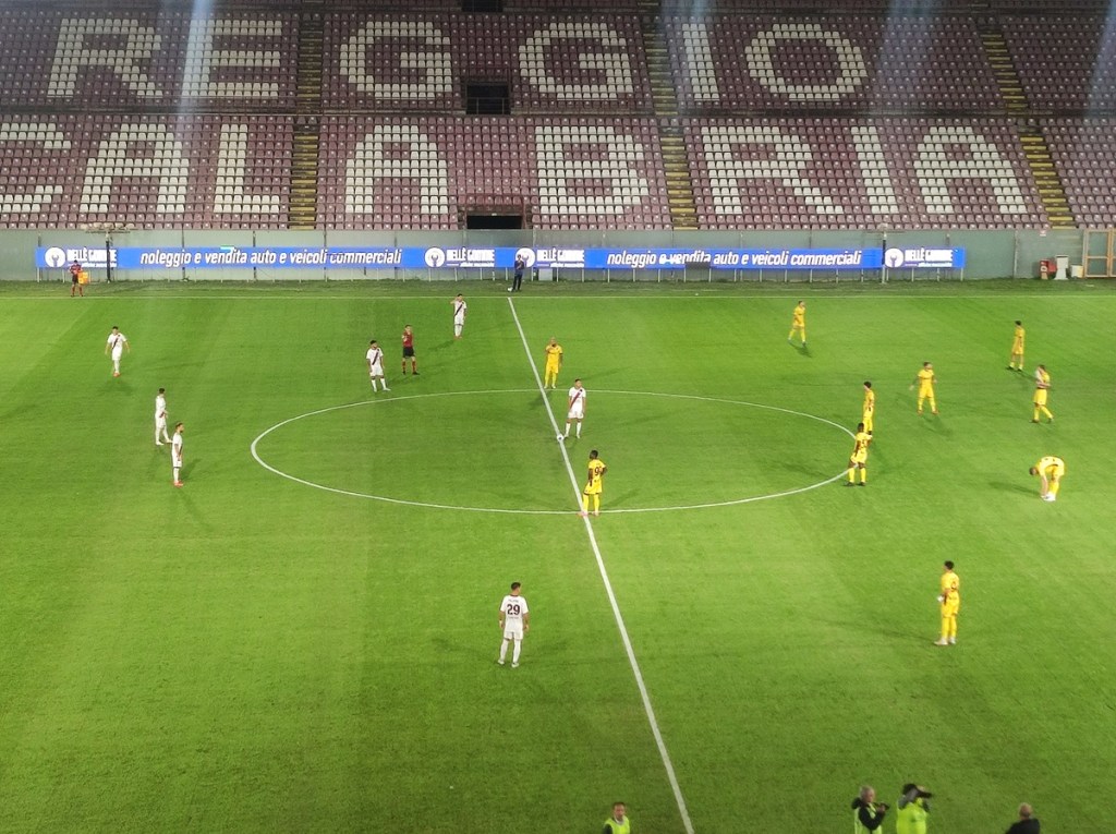 Reggina in caduta libera. Al Granillo un’altra sconfitta. Passa la Nocerina