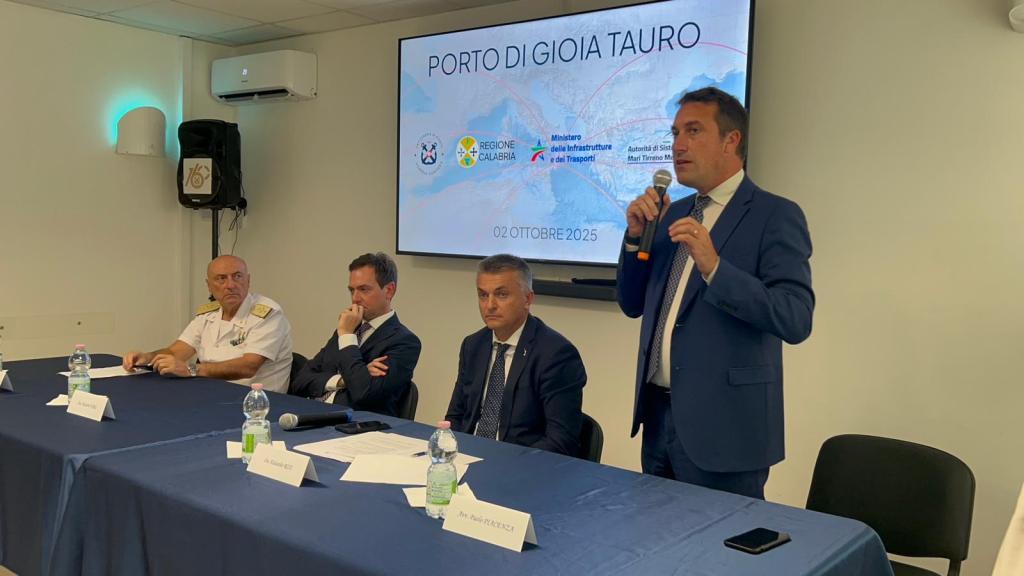 accordo porto gioia tauro rixi ()