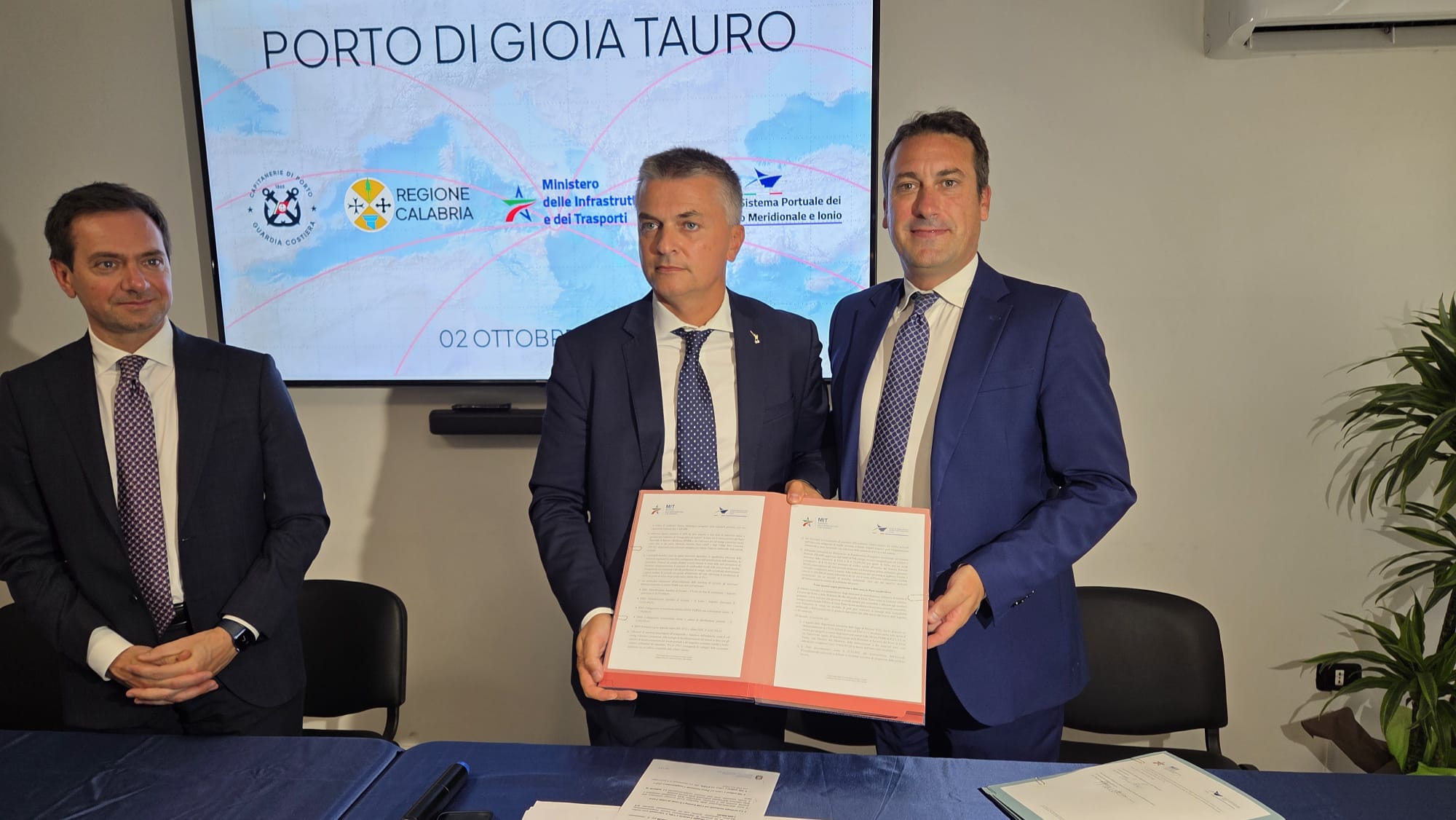 accordo porto gioia tauro rixi ()