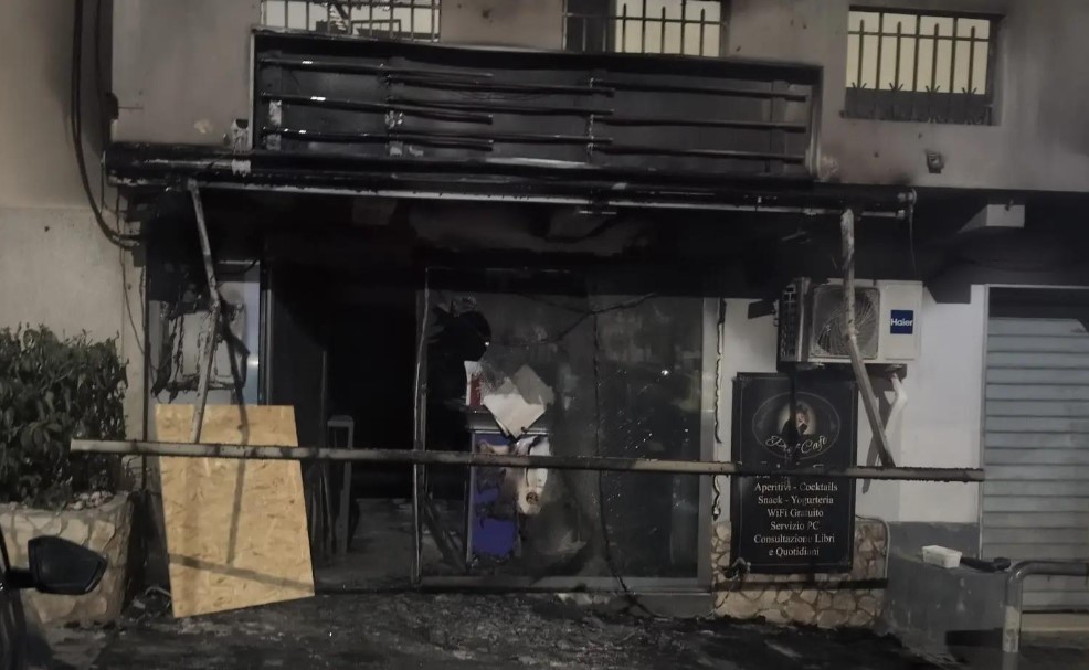 incendio bar caffè professore rc