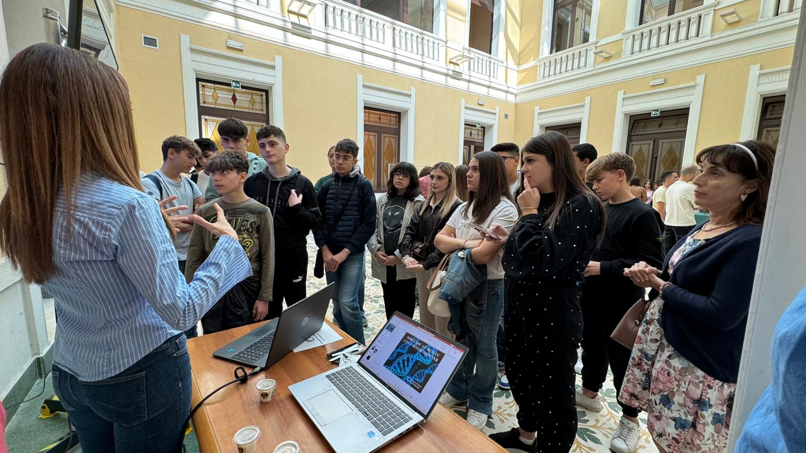 laboratori cosmos