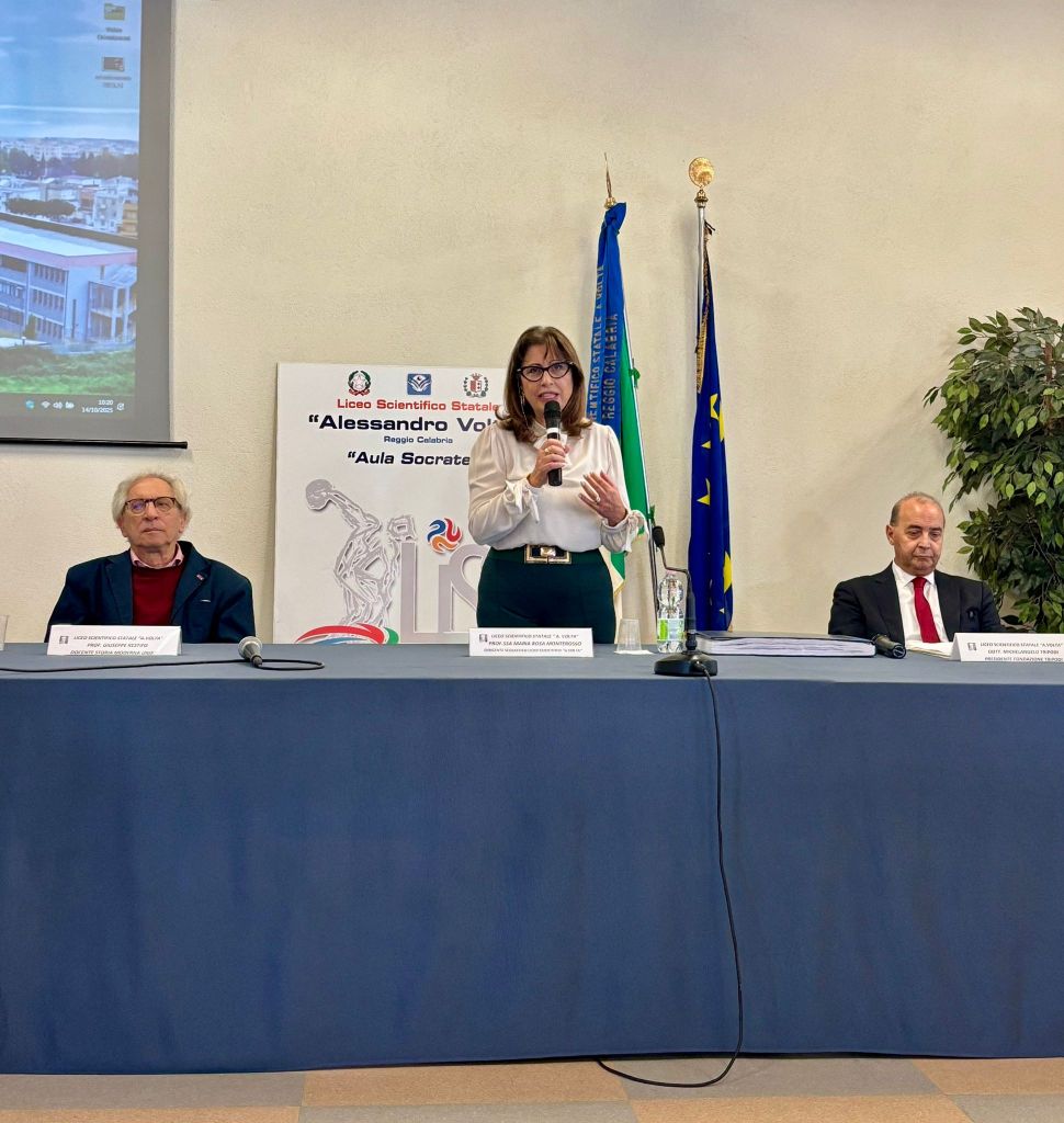 liceo volta cerimonia fondazionetripodi ()