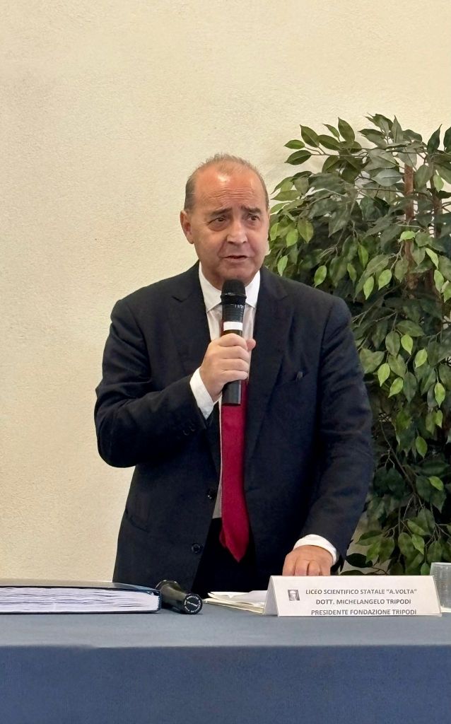 liceo volta cerimonia fondazionetripodi ()