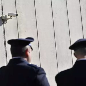 Due agenti di Polizia penitenziaria aggrediti nel carcere di Palmi
