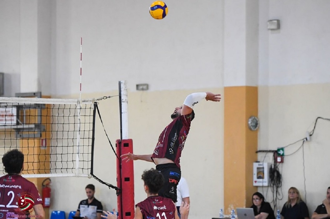 Amaro Dhelios Volley