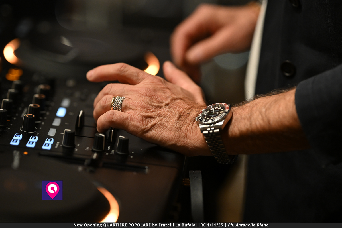 QUARTIERE POPOLARE ()