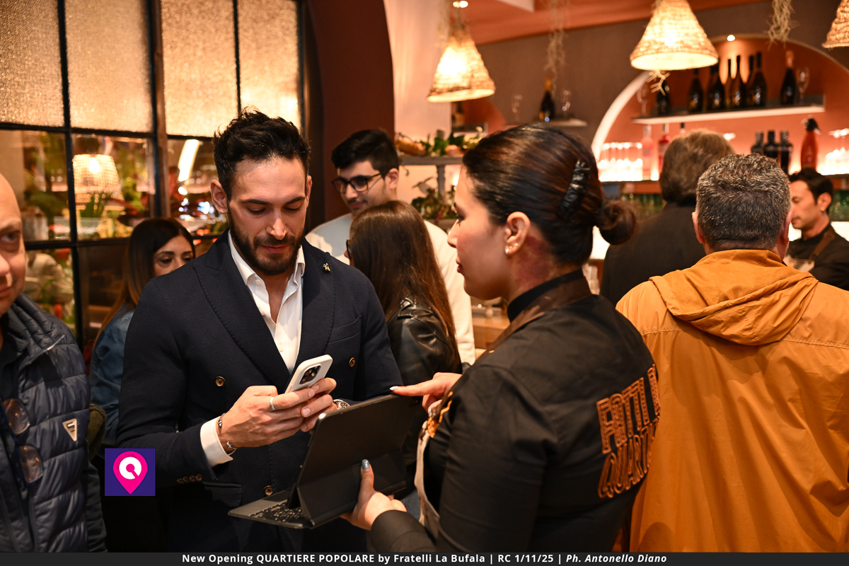 QUARTIERE POPOLARE ()