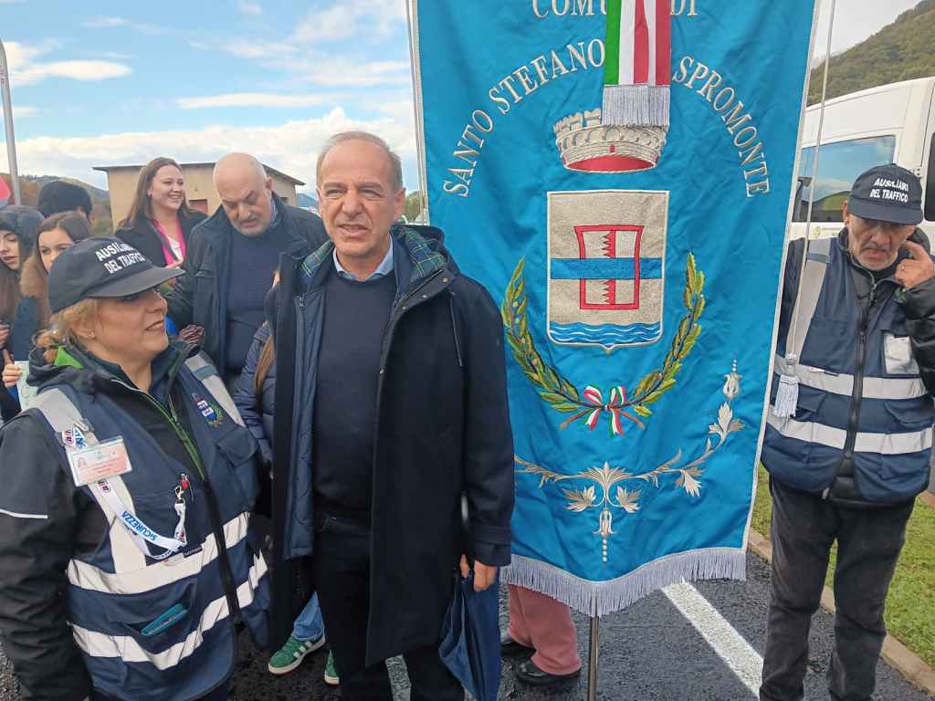 Ga-Ga, il sogno diventa realtà. Il sindaco Malara: ‘Non solo ferro e cemento, ma testa e cuore’ – FOTO