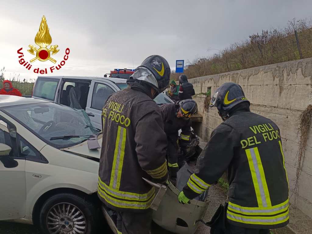 incidente ss crotone ()