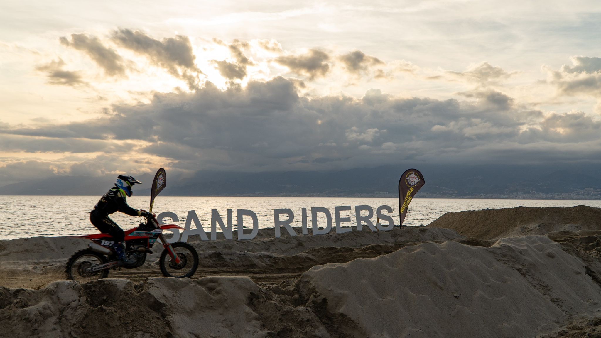 lungomare catona moto cross ()