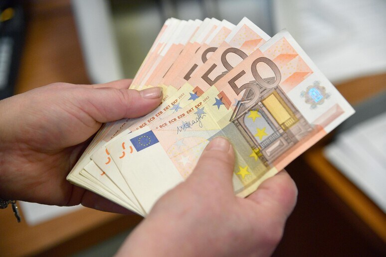 Reggio Calabria, bonus natalizio per gli artigiani: ‘300 euro da EBAC’