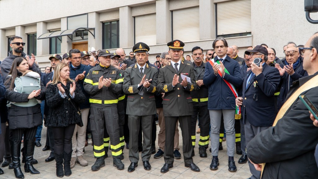 Cerimonia intitolazione Via Candido ()