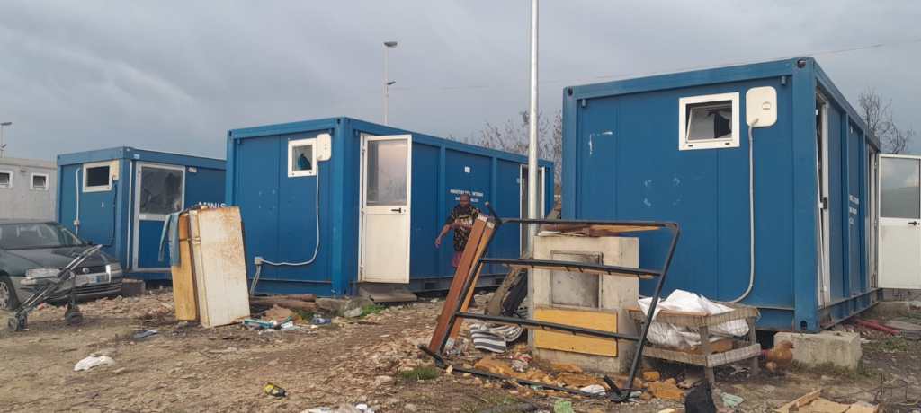 baraccopoli San Ferdinando ()