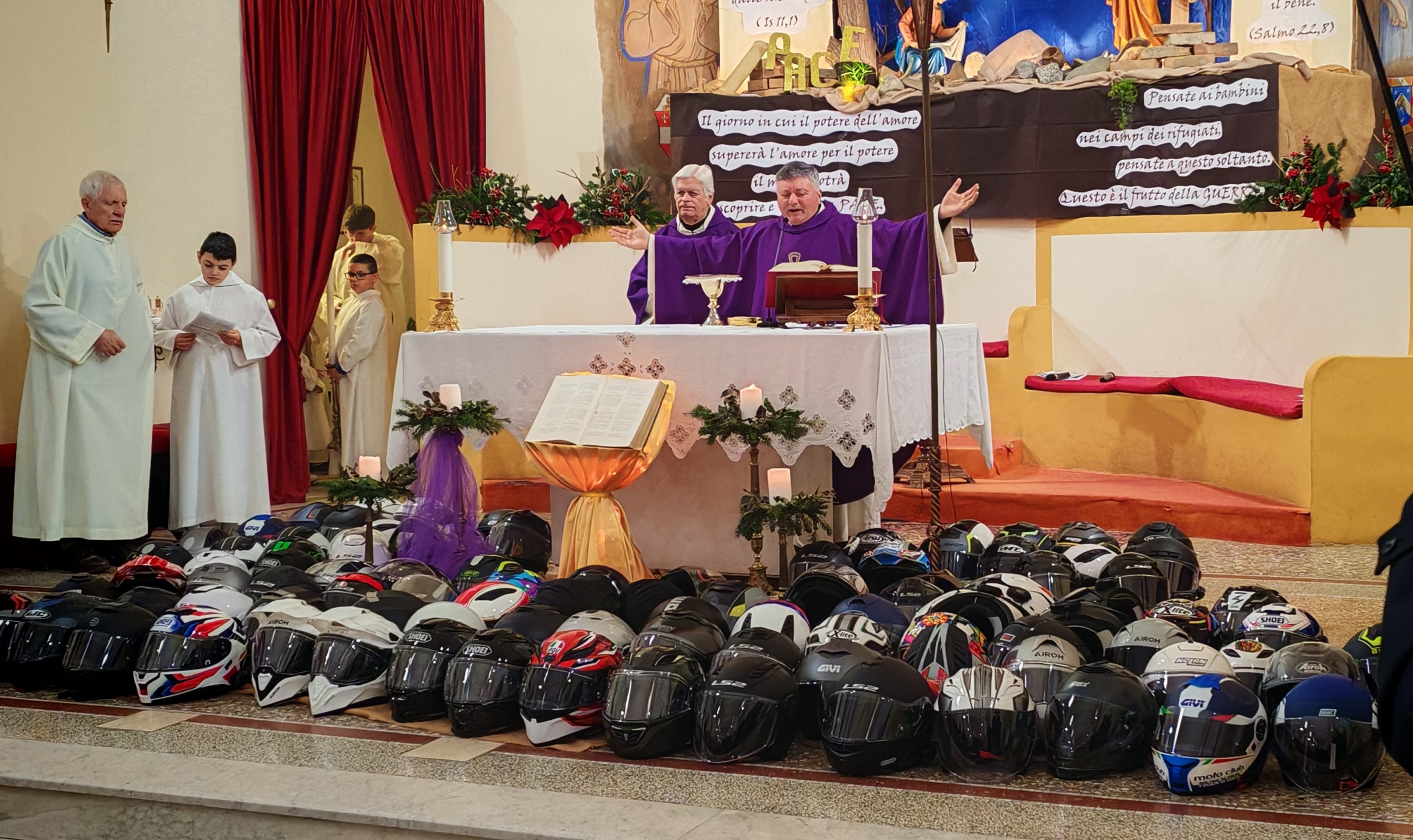 benedizione dei caschi e Santa Messa ()