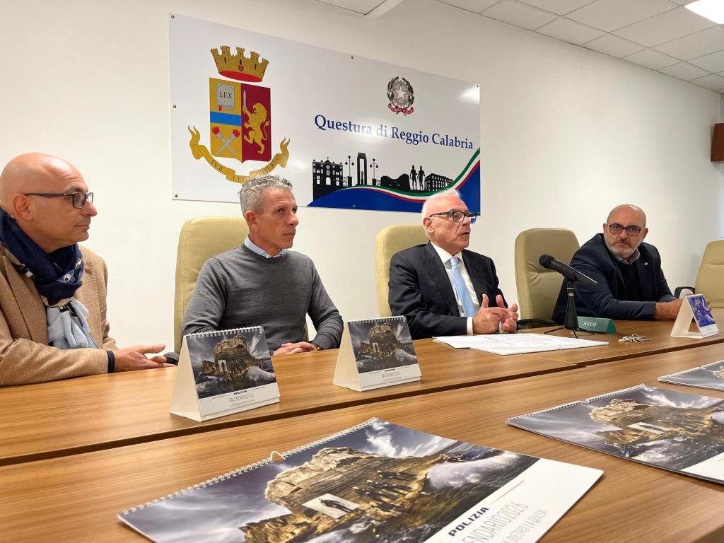 calendari polizia stato ()