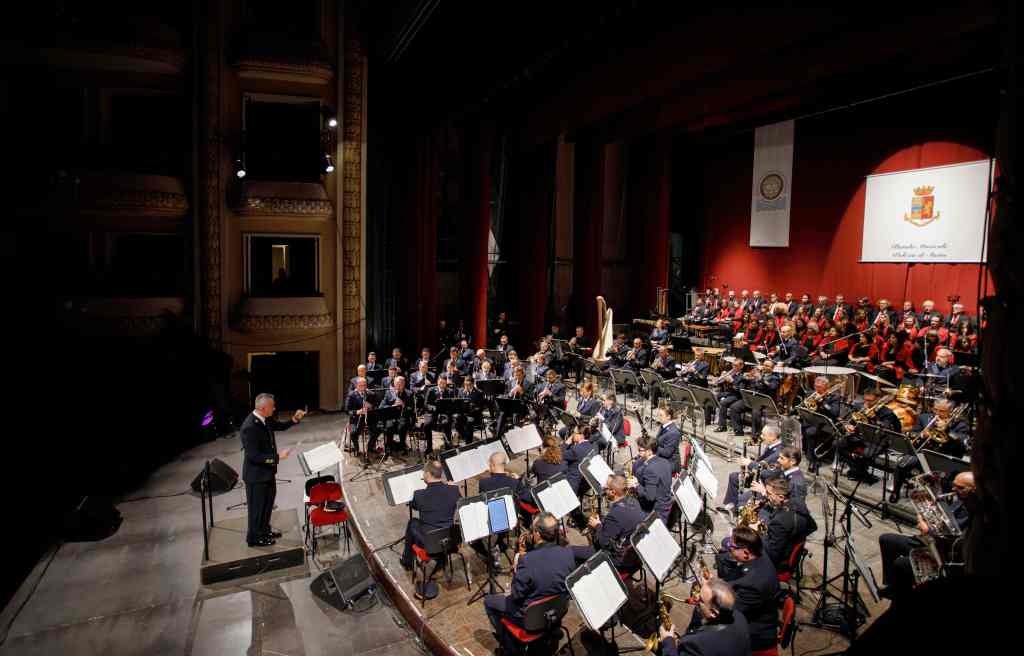 concerto polizia ()