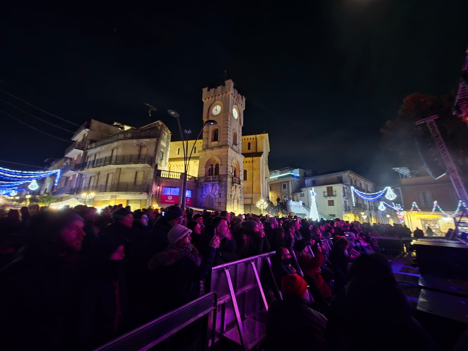 daniele silvestri ()