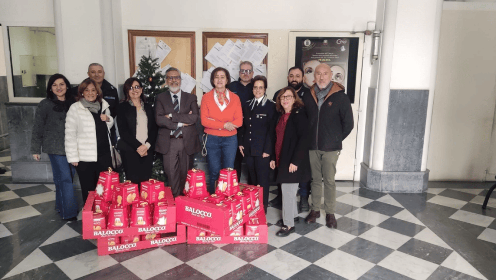 Reggio, il Club Inner Wheel dona panettoni e pandori alle detenute del carcere
