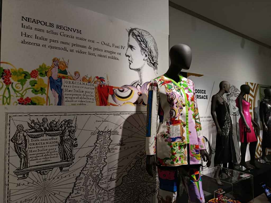 mostra gianni versace terra mater