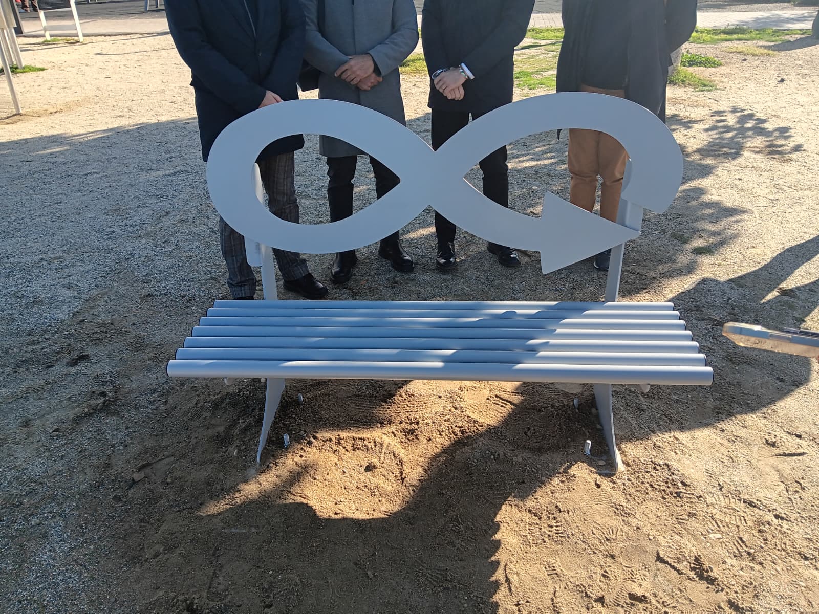 panchina steelosa tempietto reggio calabria ()