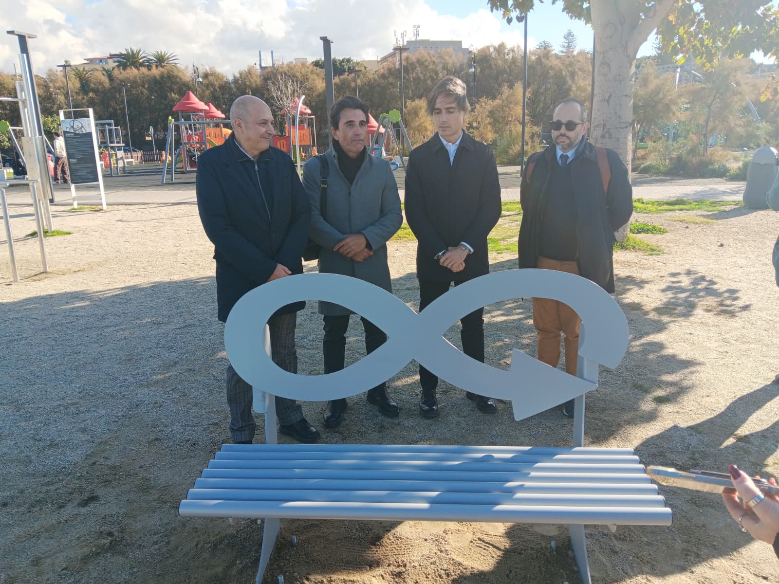 panchina steelosa tempietto reggio calabria