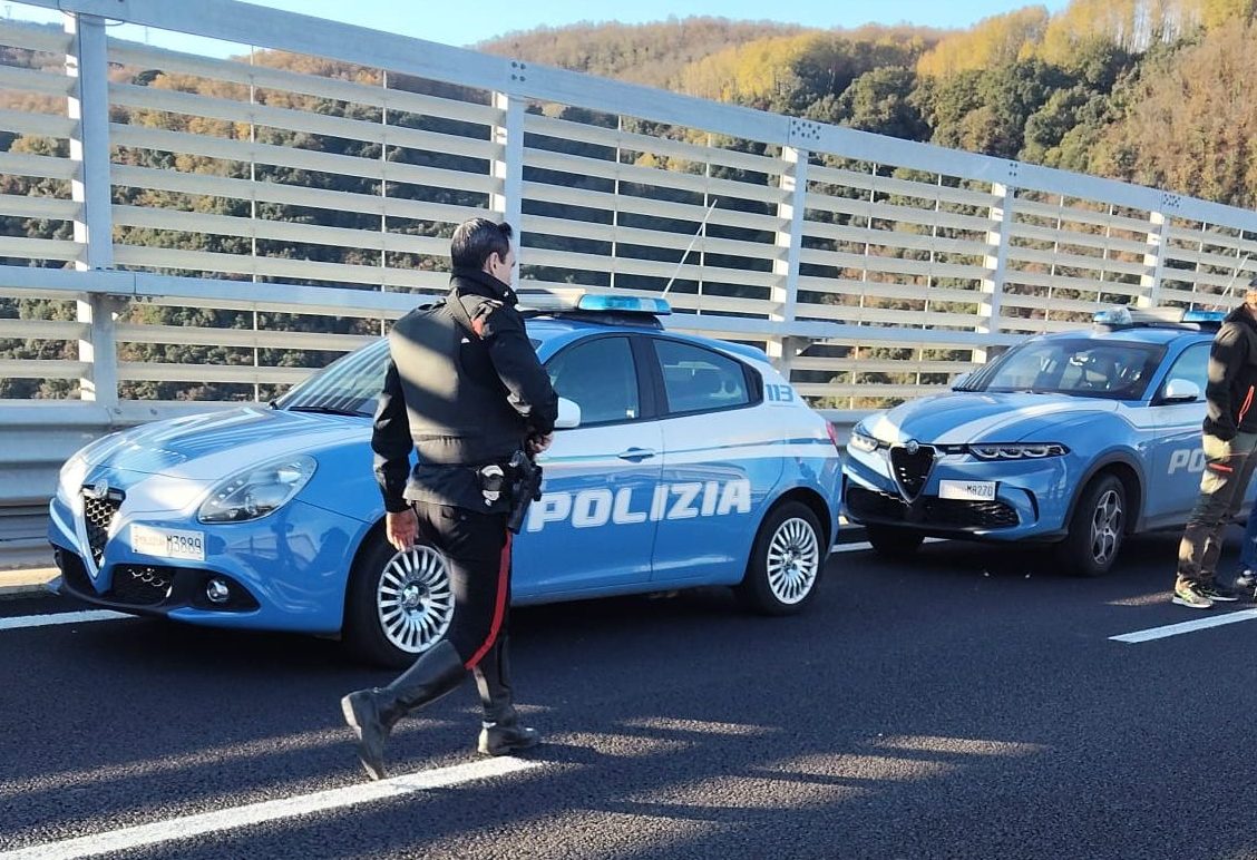 rapina portavalori assalto bagnara ()