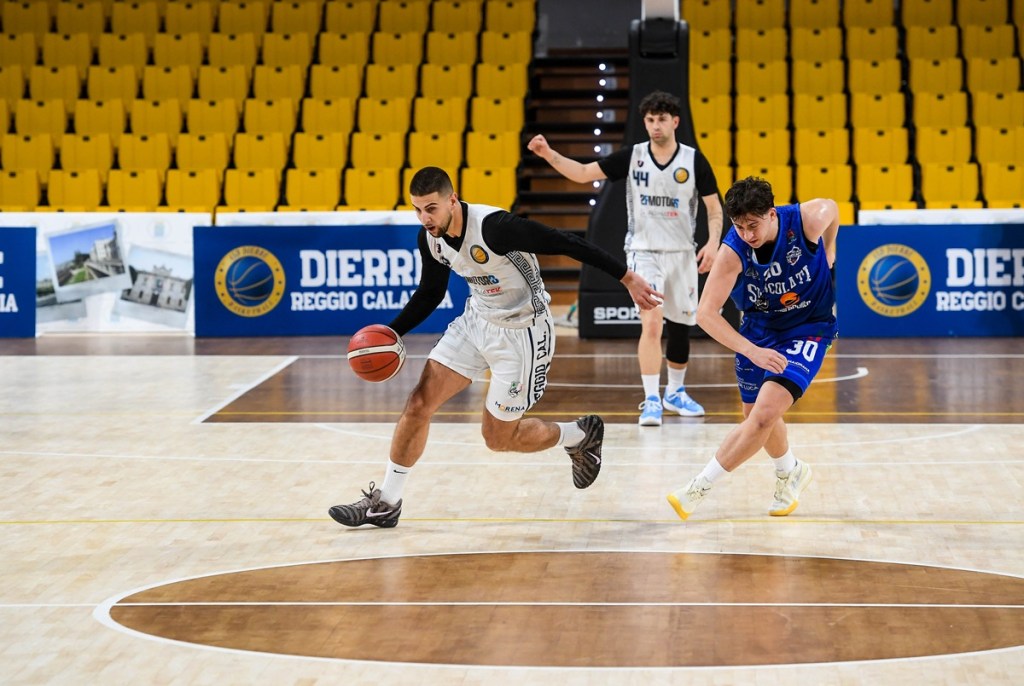 Basket: la Dierre perde il big match con l’Alfa Catania