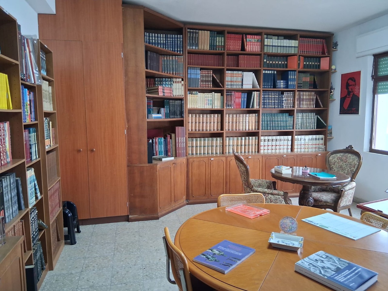 Foto Biblioteca San Lorenzo