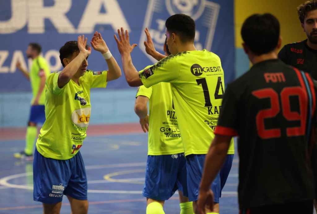 Calcio a 5: tutto facile per la Cadi Antincendi Futura