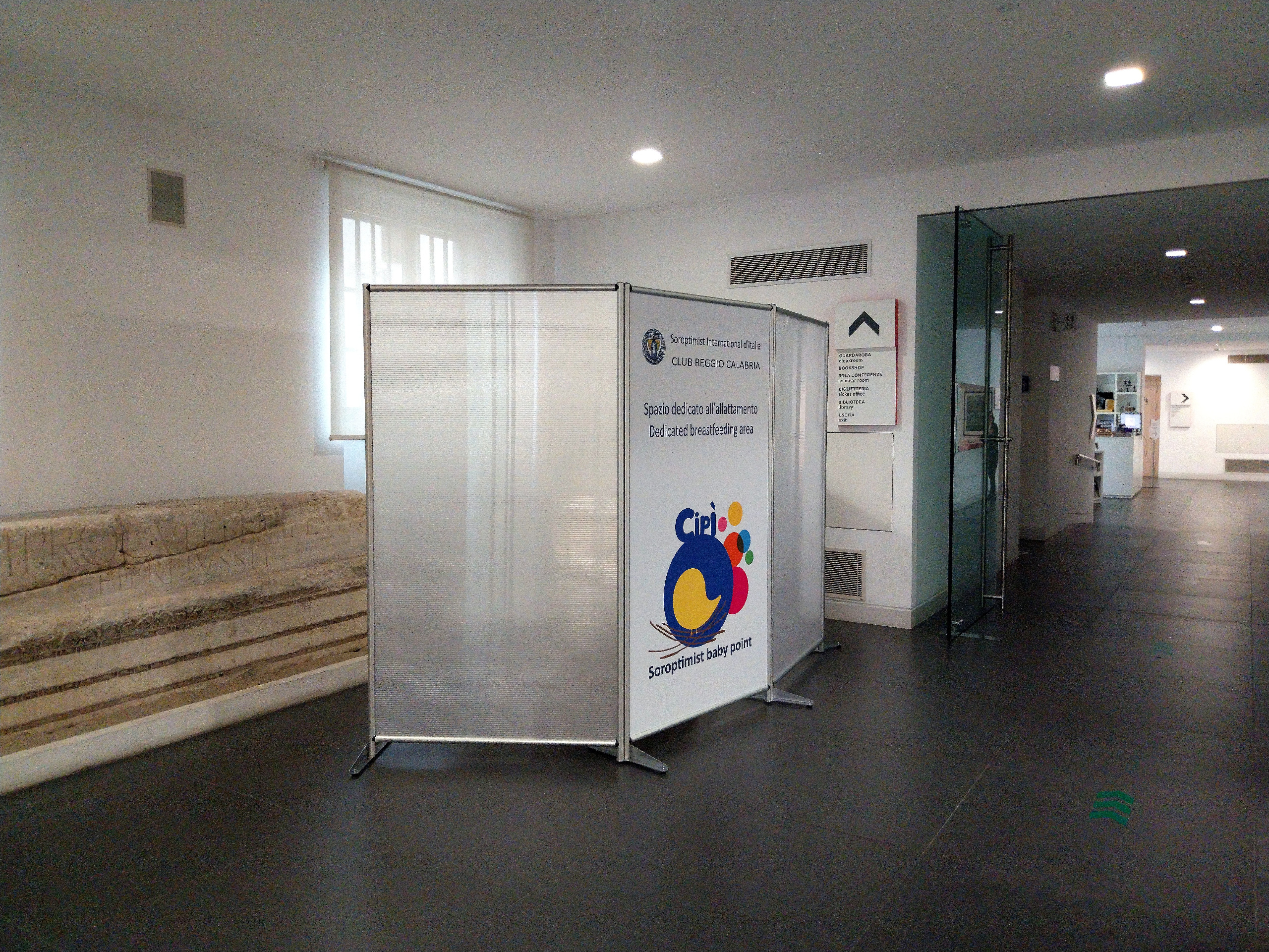 Inaugurazione punto allattamento ()