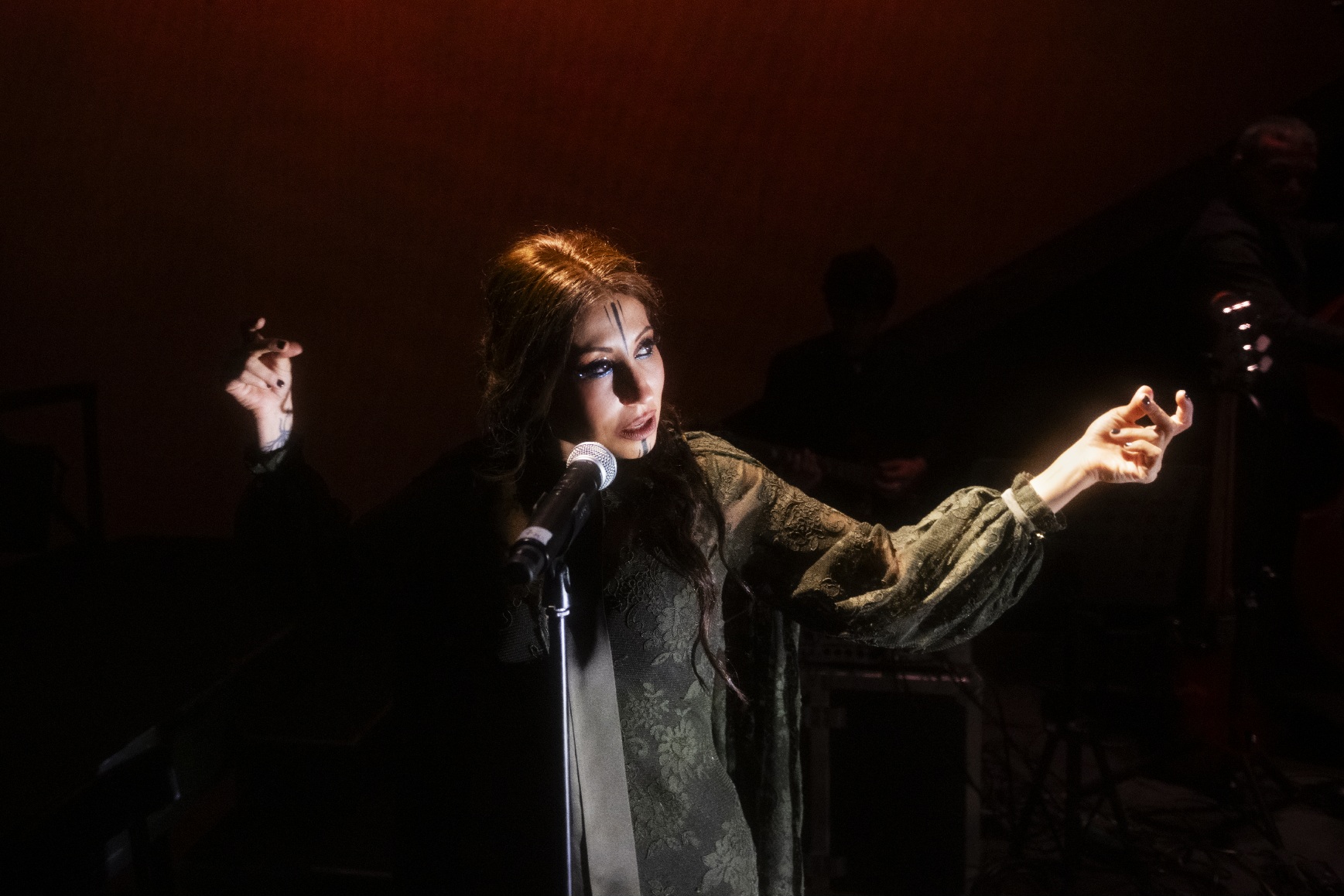 brokeback mountain malika Ayane ()