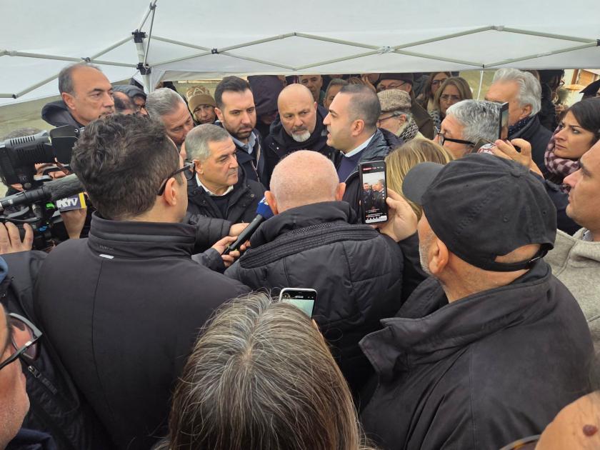 Carenza di medici, Cannizzaro tira fuori la soluzione: ‘In arrivo un nuovo emendamento’