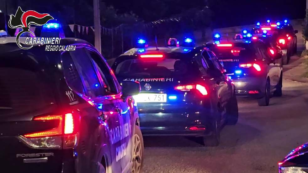 Reggio, maxi operazione dei Carabinieri in corso: eseguite numerose misure cautelari